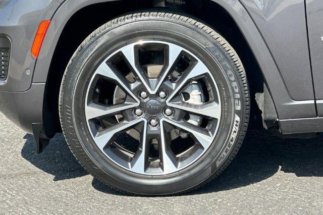 2022 Jeep Grand Cherokee Overland 4x4