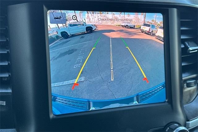 2022 RAM 1500 Big Horn 4x4 Crew Cab 5'7" Box