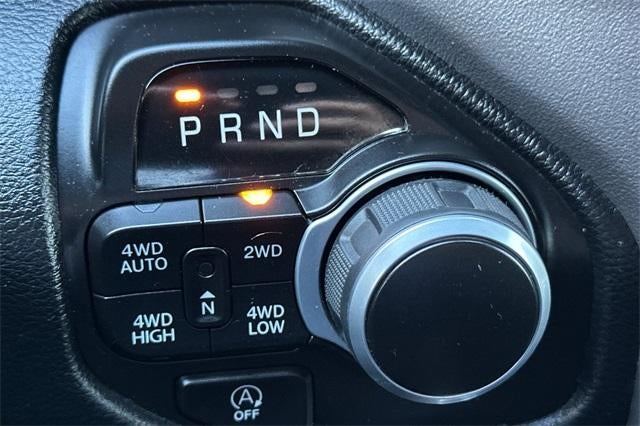 2022 RAM 1500 Big Horn 4x4 Crew Cab 5'7" Box