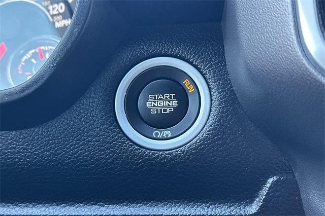 2022 RAM 1500 Big Horn 4x4 Crew Cab 5'7" Box