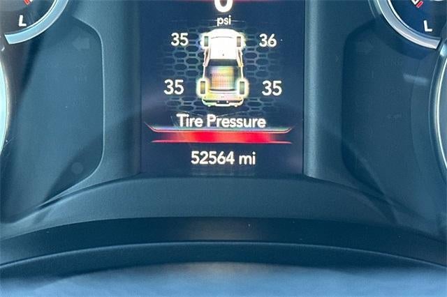 2022 RAM 1500 Big Horn 4x4 Crew Cab 5'7" Box