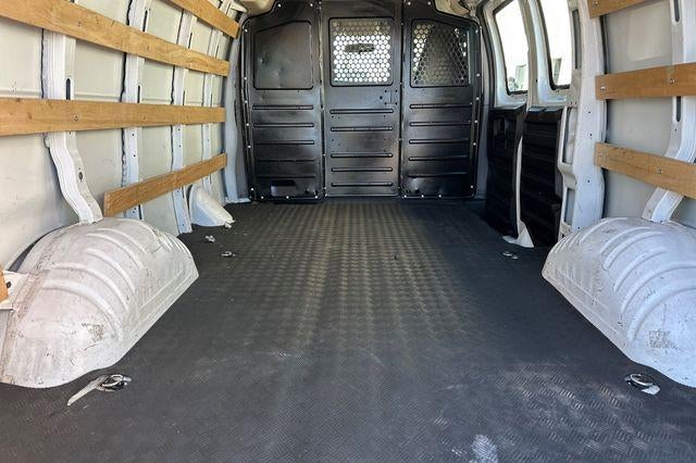 2020 Chevrolet Express Cargo Van 2500 Regular Wheelbase Rear-Wheel Drive