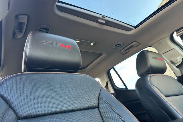 2023 GMC Acadia AWD AT4