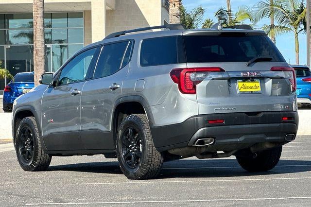 2023 GMC Acadia AWD AT4