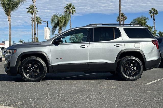 2023 GMC Acadia AWD AT4
