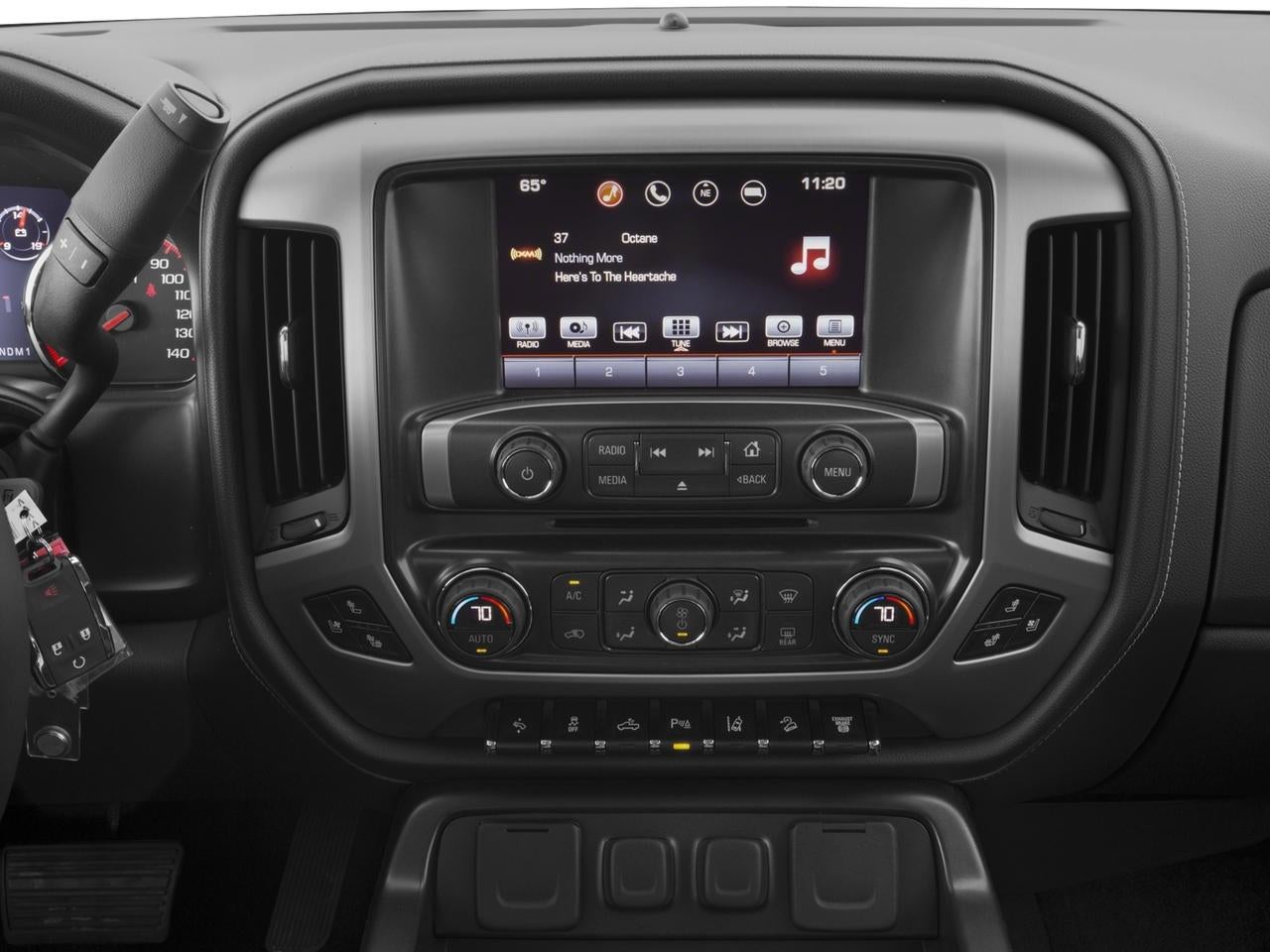 2017 GMC Sierra 2500 HD Crew Cab Standard Box 4-Wheel Drive Denali