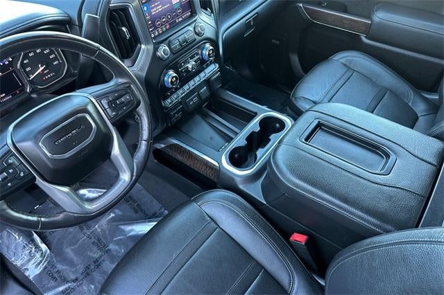 2020 GMC Sierra 2500 HD Crew Cab Standard Box 4-Wheel Drive Denali