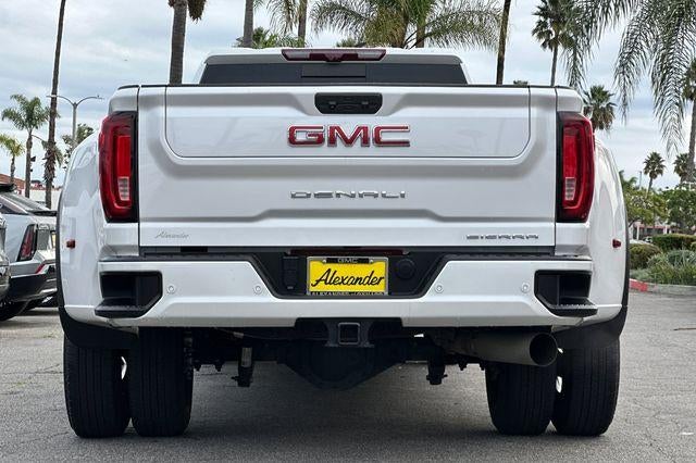 2023 GMC Sierra 3500HD Crew Cab Long Box 4-Wheel Drive Denali