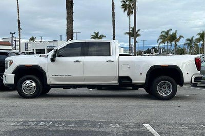 2023 GMC Sierra 3500HD Crew Cab Long Box 4-Wheel Drive Denali