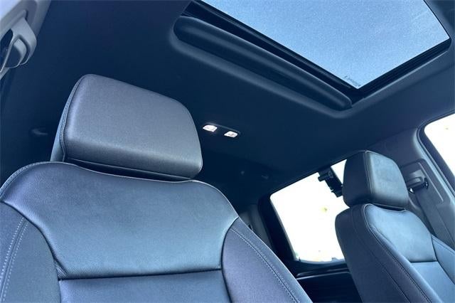 2026 GMC Sierra 1500 Crew Cab Short Box 4-Wheel Drive Elevation 3SB