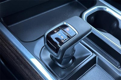 2026 GMC Sierra 1500 Crew Cab Short Box 4-Wheel Drive Elevation 3SB