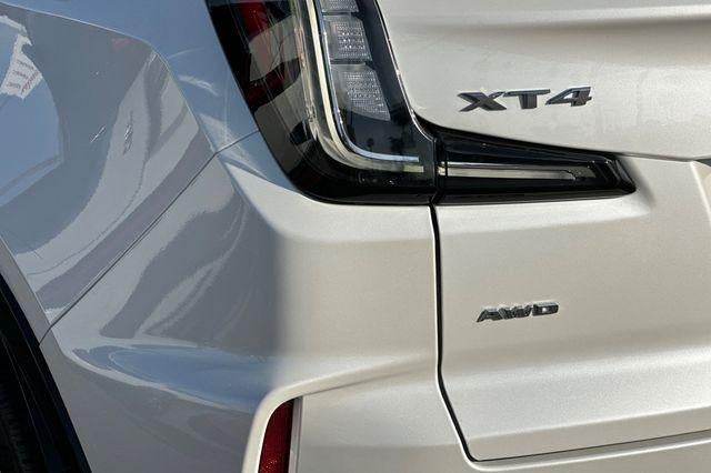2024 Cadillac XT4 AWD 4dr Sport