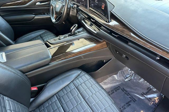 2024 Cadillac Escalade 4WD Sport Platinum
