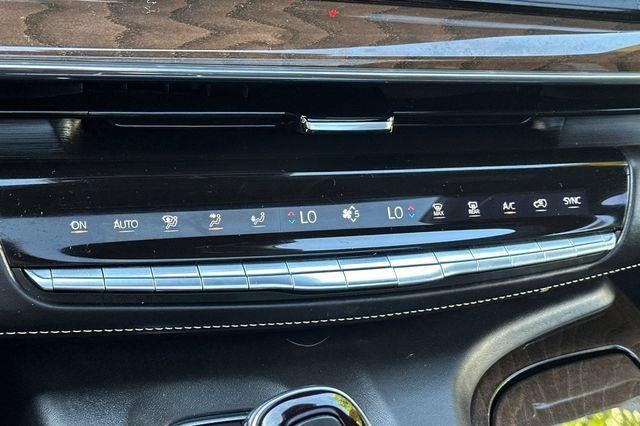 2024 Cadillac Escalade 4WD Sport Platinum