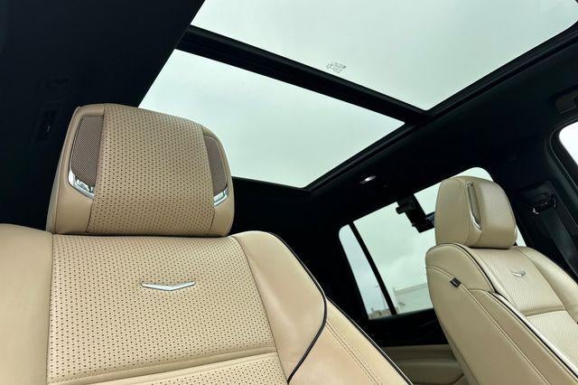 2022 Cadillac Escalade ESV 4WD Premium Luxury