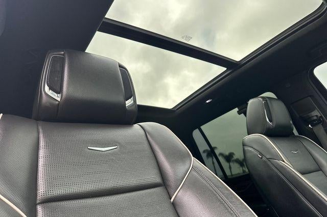 2023 Cadillac Escalade ESV 4WD Premium Luxury