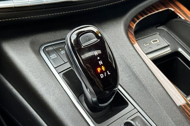 2023 Cadillac Escalade ESV 4WD Premium Luxury