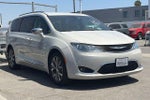 2017 Chrysler Pacifica Limited FWD