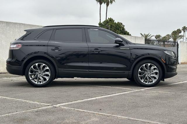 2023 Lincoln Nautilus Reserve FWD