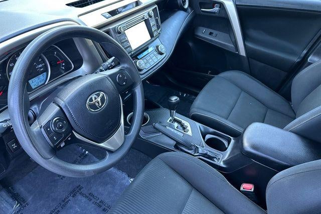 2014 Toyota RAV4 AWD 4dr XLE (Natl)