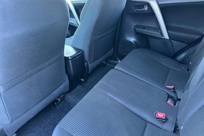2014 Toyota RAV4 AWD 4dr XLE (Natl)
