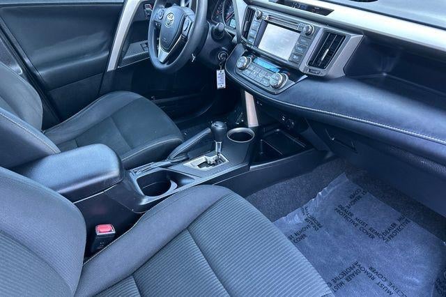 2014 Toyota RAV4 AWD 4dr XLE (Natl)