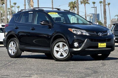2014 Toyota RAV4 AWD 4dr XLE (Natl)
