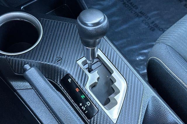 2014 Toyota RAV4 AWD 4dr XLE (Natl)