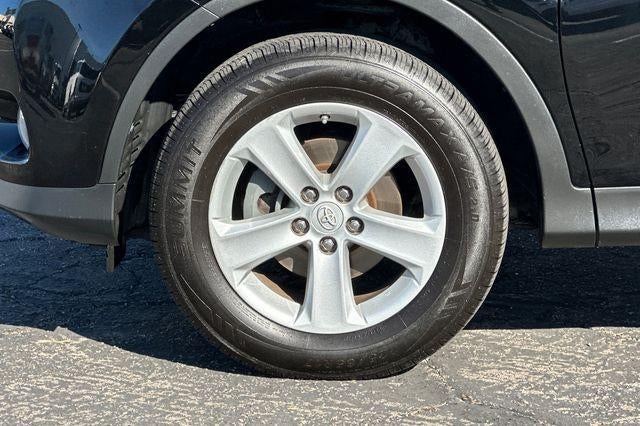 2014 Toyota RAV4 AWD 4dr XLE (Natl)
