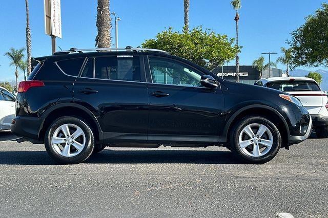 2014 Toyota RAV4 AWD 4dr XLE (Natl)