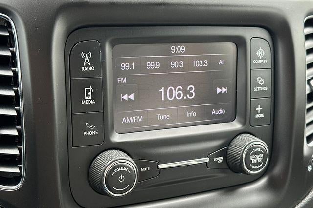 2017 Jeep Compass Latitude FWD