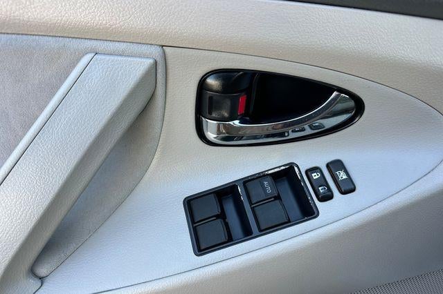 2009 Toyota Camry 4dr Sdn I4 Man SE (Natl)