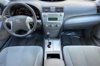 2009 Toyota Camry 4dr Sdn I4 Man SE (Natl)