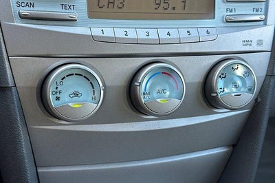 2009 Toyota Camry 4dr Sdn I4 Man SE (Natl)