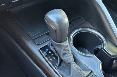 2024 Toyota Camry SE Auto (SE)
