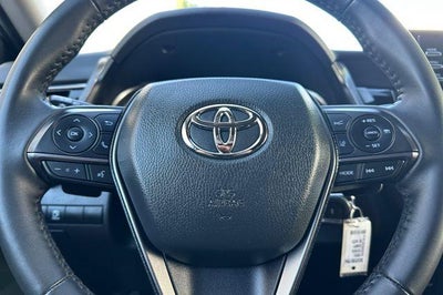 2024 Toyota Camry SE Auto (SE)