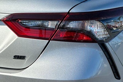 2024 Toyota Camry SE Auto (SE)