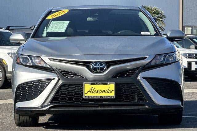 2024 Toyota Camry SE Auto (SE)