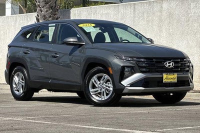 2026 Hyundai TUCSON SE FWD
