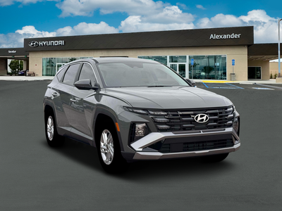 2026 Hyundai TUCSON SE FWD