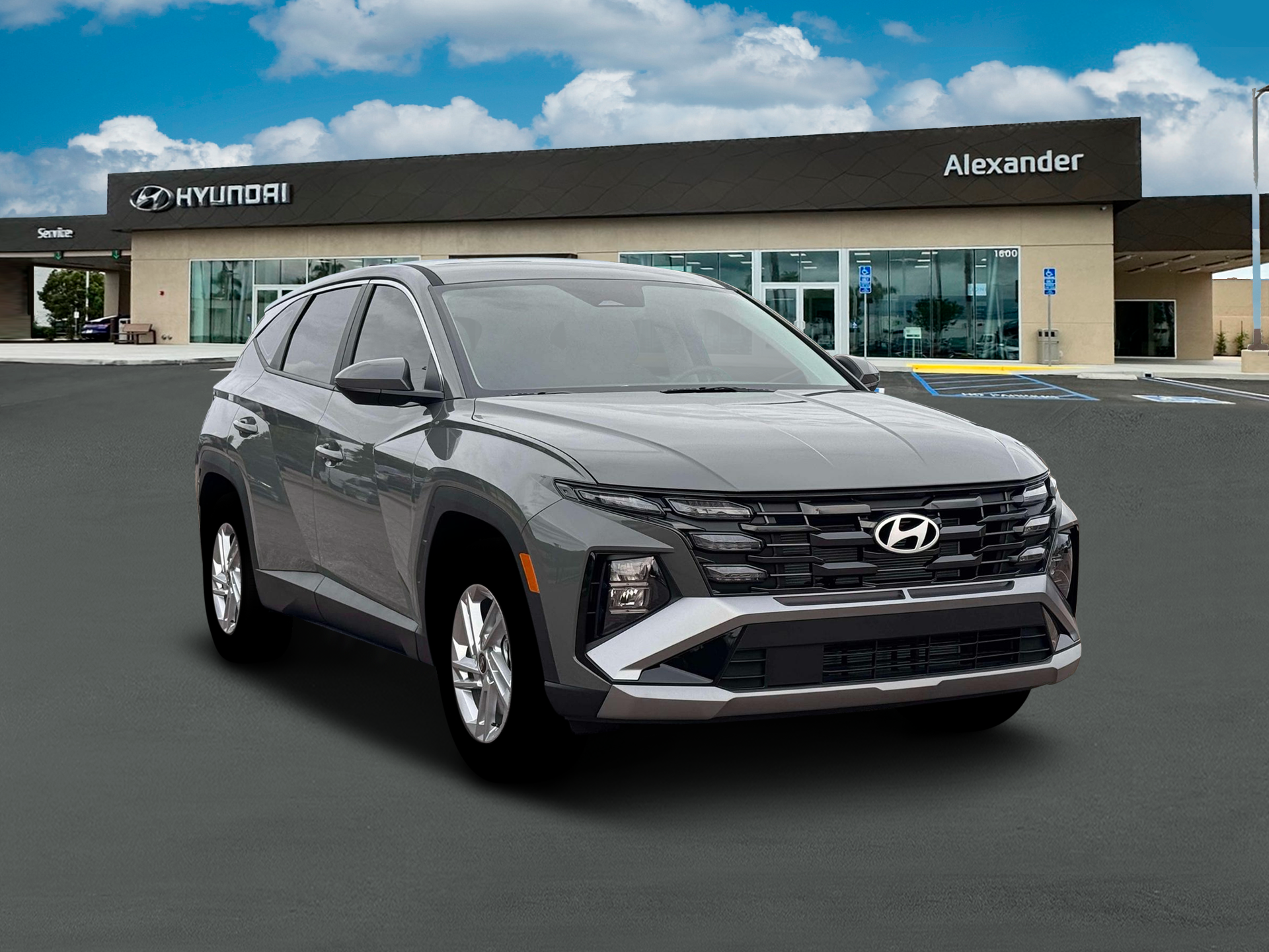 2026 Hyundai TUCSON SE FWD
