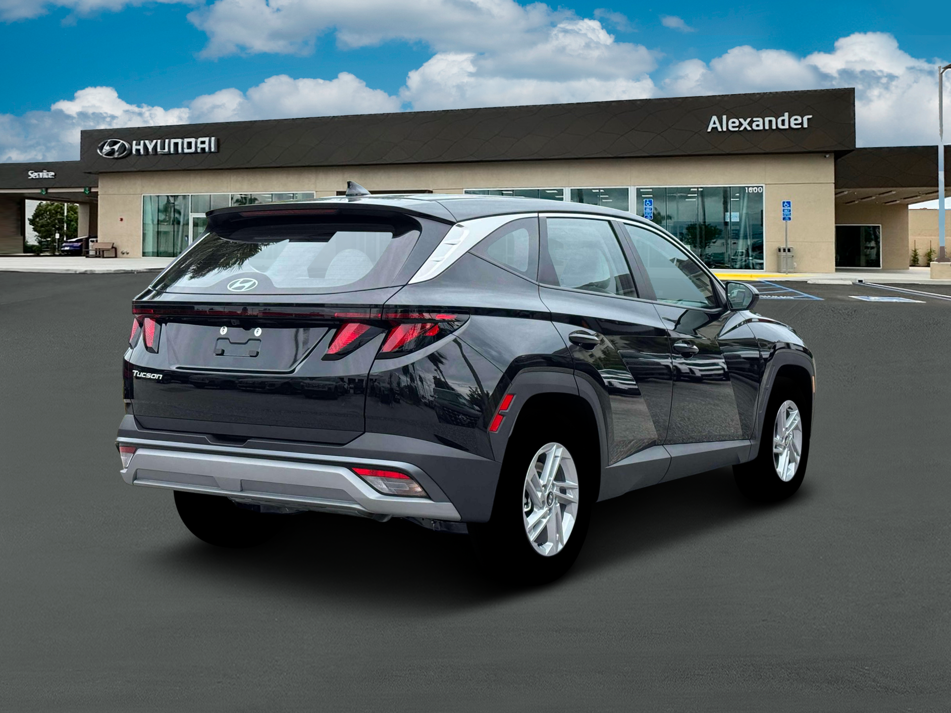2026 Hyundai TUCSON SE FWD
