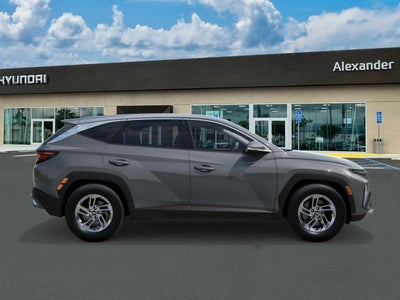 2026 Hyundai TUCSON SE FWD