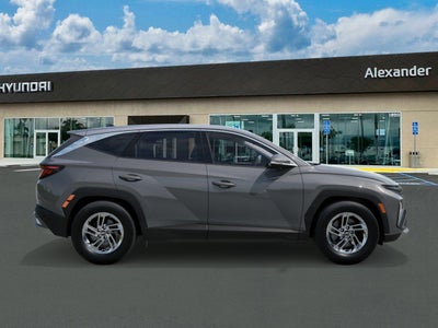 2026 Hyundai TUCSON SE AWD
