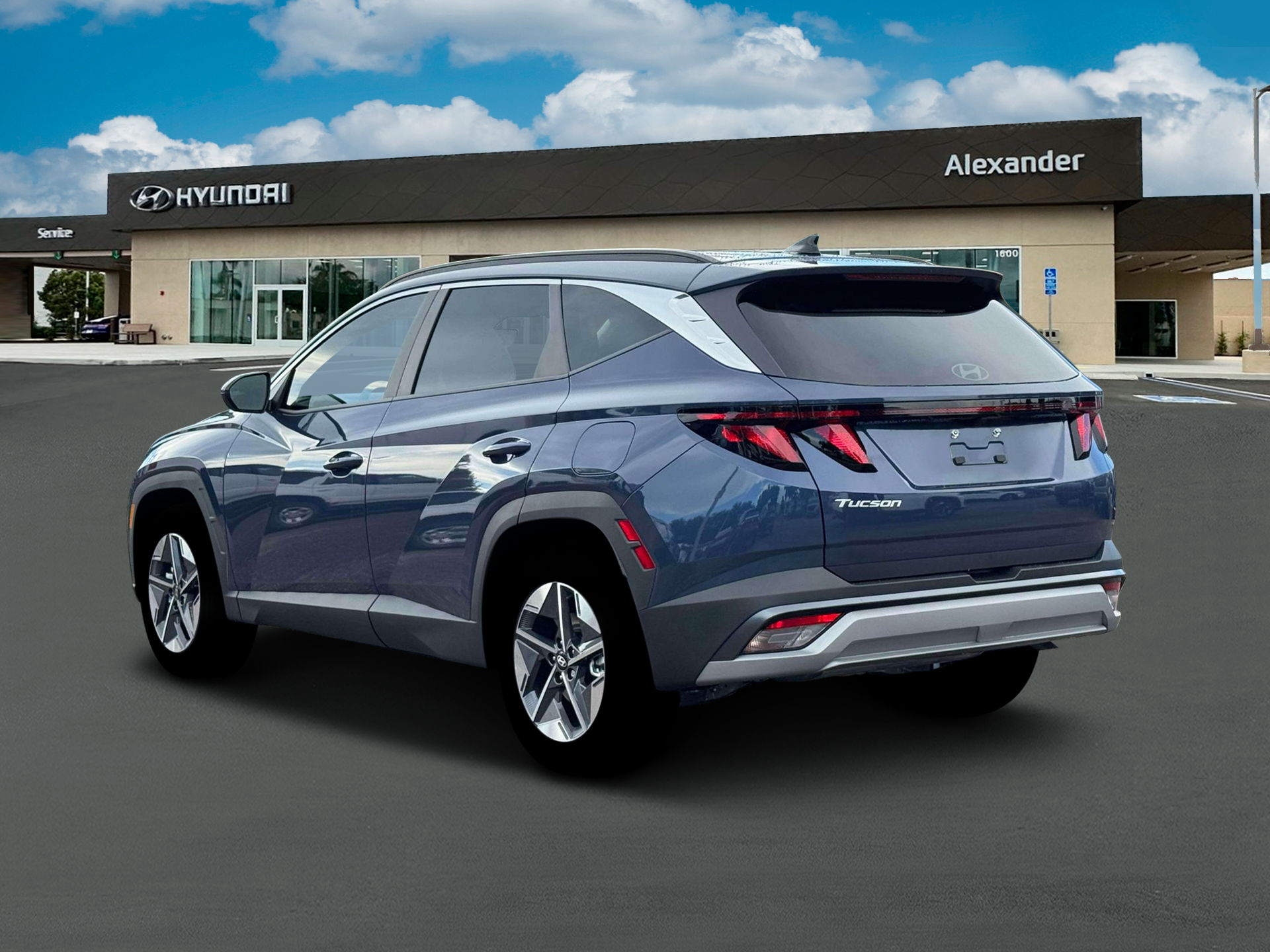 2026 Hyundai TUCSON SEL FWD