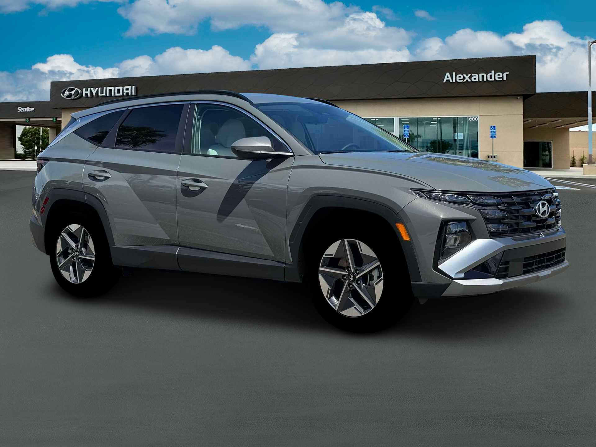 2026 Hyundai TUCSON SEL FWD