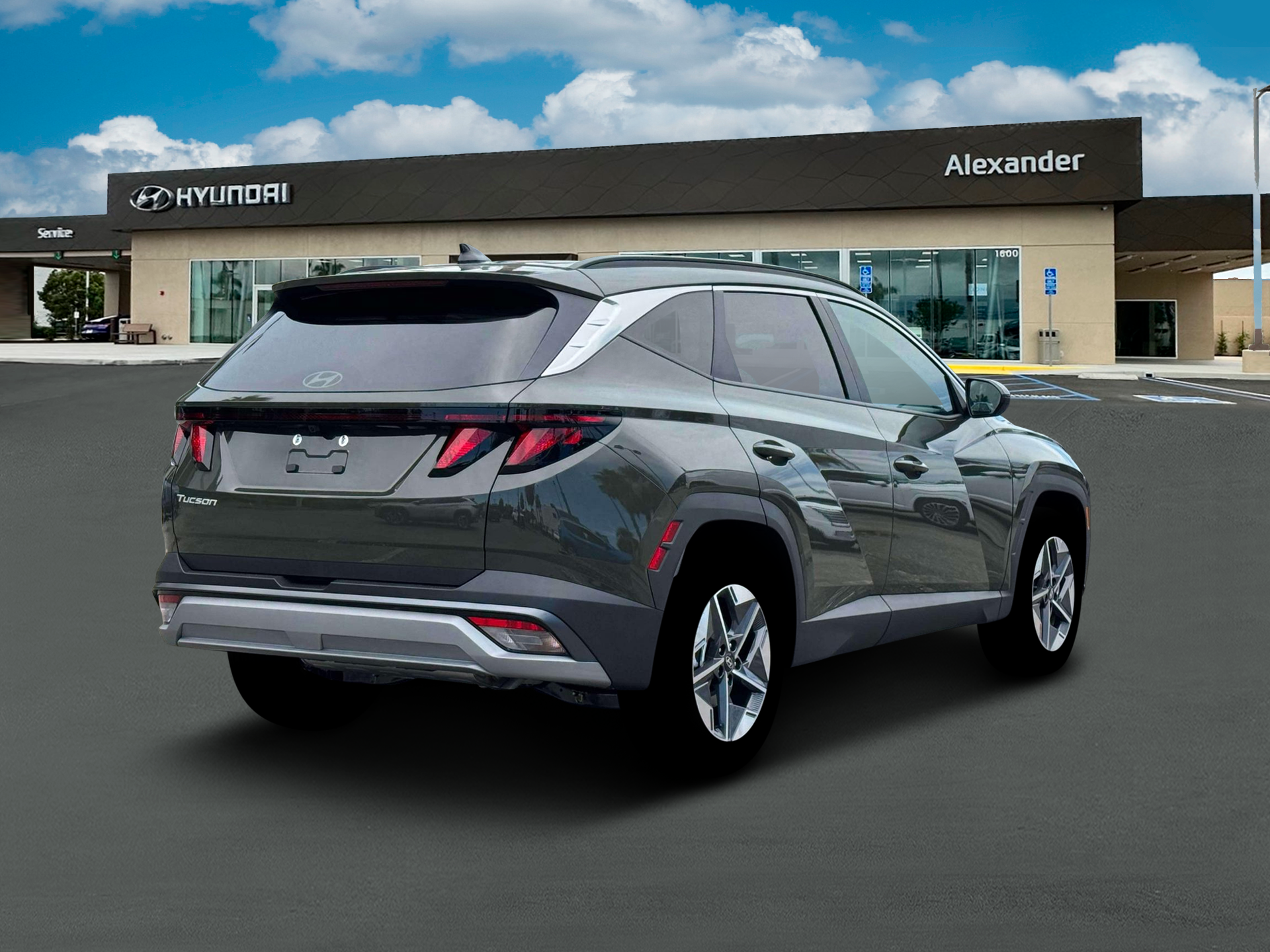 2026 Hyundai TUCSON SEL FWD