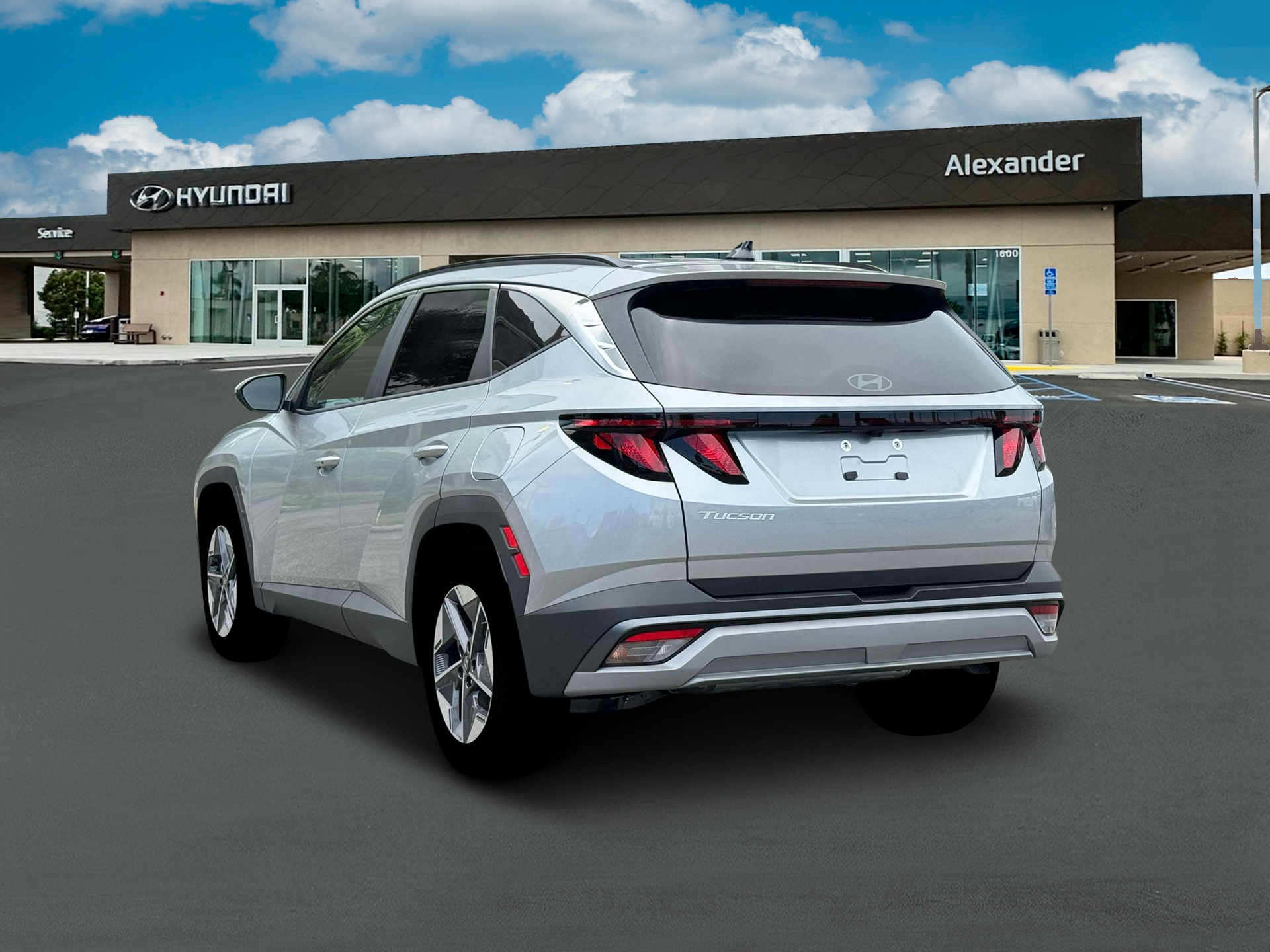 2026 Hyundai TUCSON SEL FWD