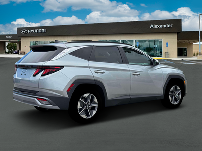 2026 Hyundai TUCSON SEL FWD