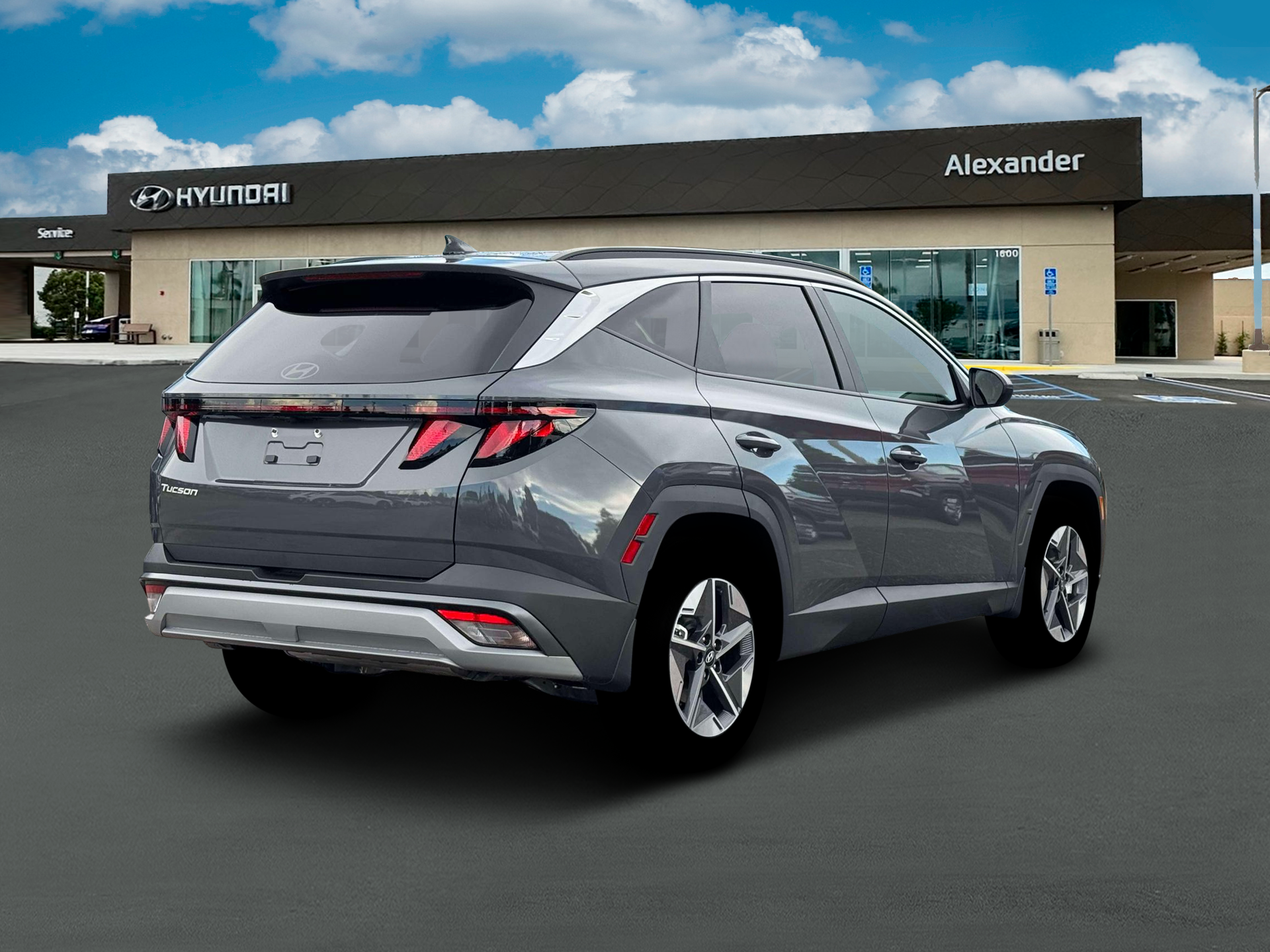 2026 Hyundai TUCSON SEL FWD